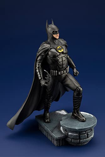 - Kotobukiya DC Comics ARTFX 1/6 | The Flash Movie Batman PVC Statue | 34cm -