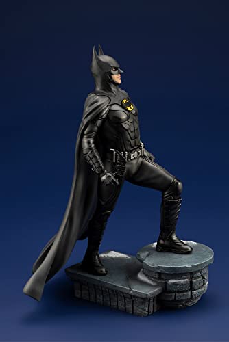 - Kotobukiya DC Comics ARTFX 1/6 | The Flash Movie Batman PVC Statue | 34cm -