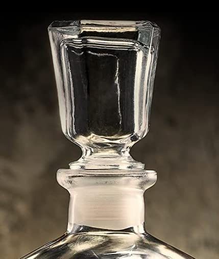 - Personalised Glass Whiskey Decanter -