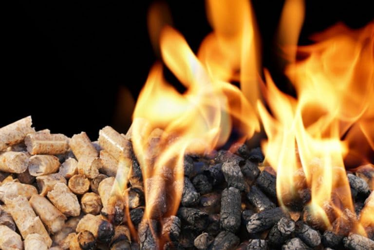 - Premium Pizza Oven Pellets  | 15 kg Bag of 100% Natural BBQ Wood Smoking Pellets -