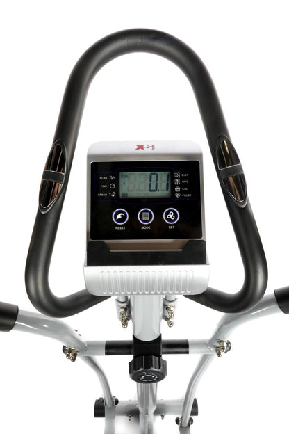 - XS Sports CT700 Magnetic Deluxe Elliptical Silver Cross Trainer.