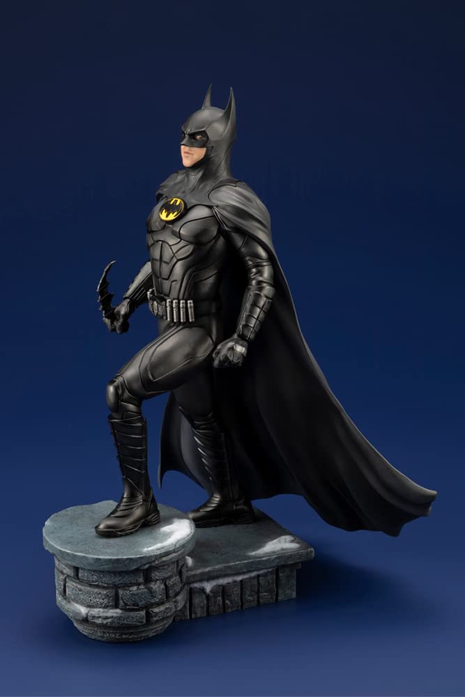 - Kotobukiya DC Comics ARTFX 1/6 | The Flash Movie Batman PVC Statue | 34cm -