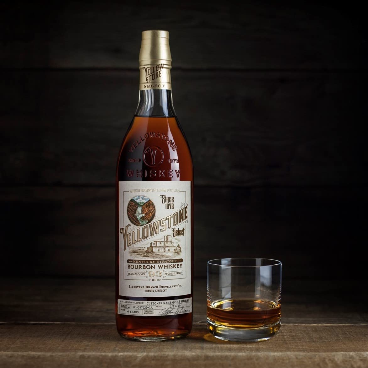 - Yellowstone Select Kentucky Straight Bourbon hand selected from 4-8 year old bourbons