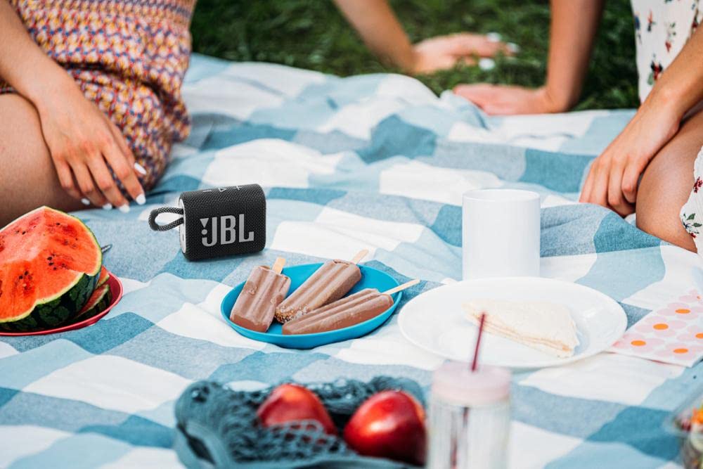- JBL GO 3 | Wireless Bluetooth portable speaker | integrated loop for travel | USB C charging cable -