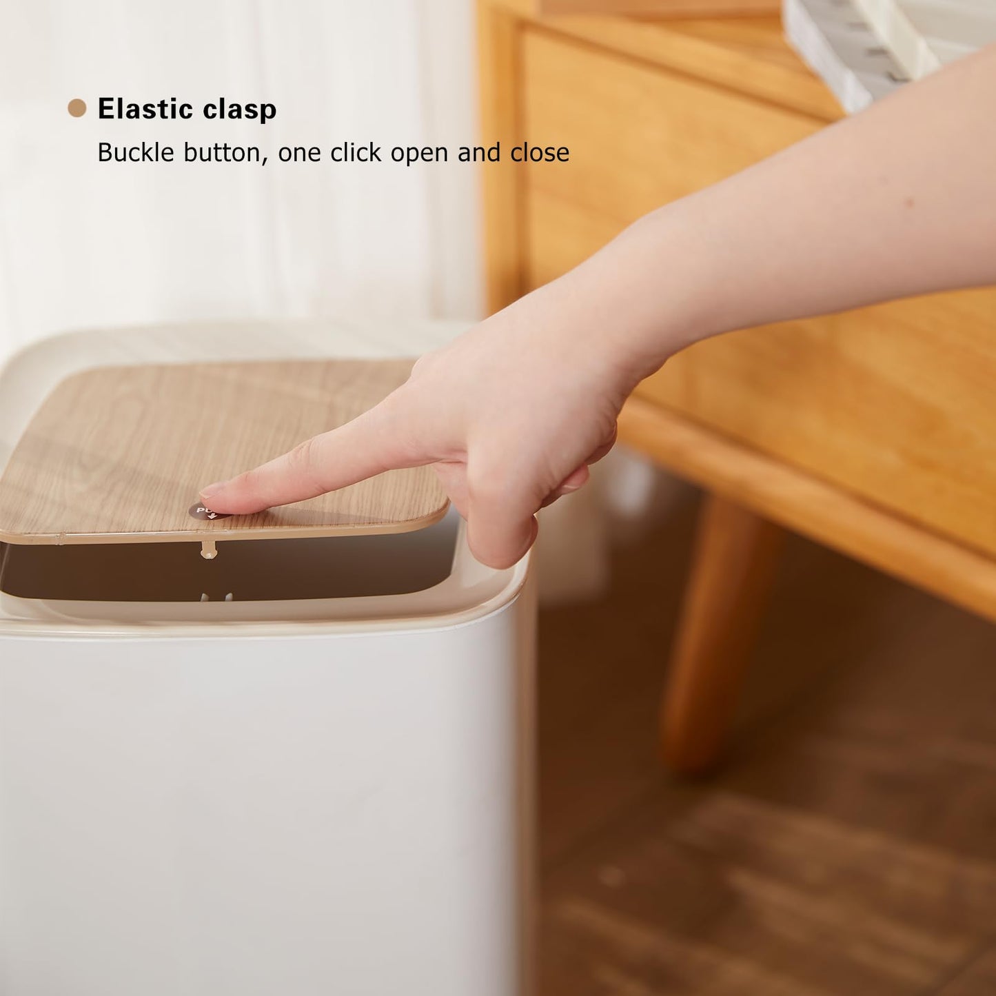 - U2PICK Mini Trash Bin with Lid -