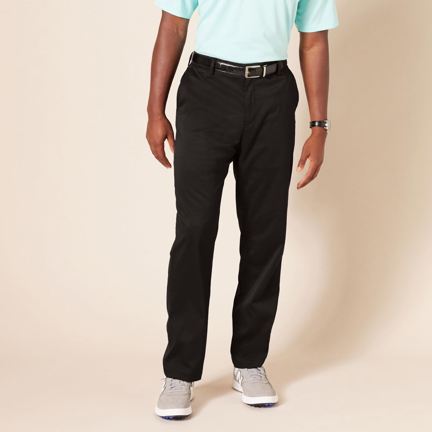 Amazon Essentials Men's Straight-Fit Stretch Golf Trousers, Black, 34W / 32L