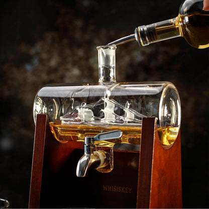 - Whisiskey – Whiskey Decanter – Sailing Ship - 1000 ml – Whiskey Carafe Set