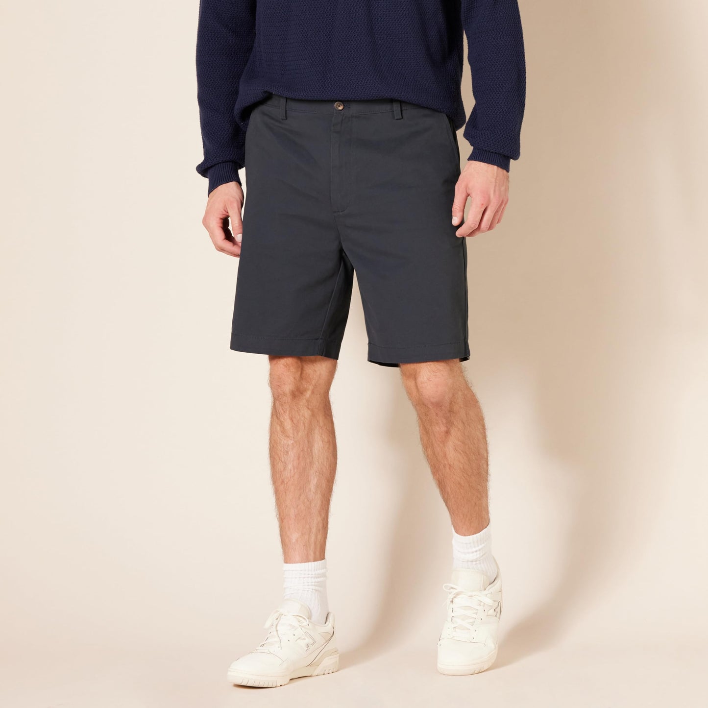 Amazon Essentials Men's Classic-Fit 9" Short, Navy, 34W