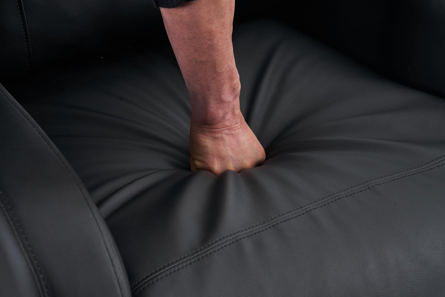 - Requena Recliner Armchair | PU Leather | Sofa Lounge With Leg Rest and Reclining Functions | Black -