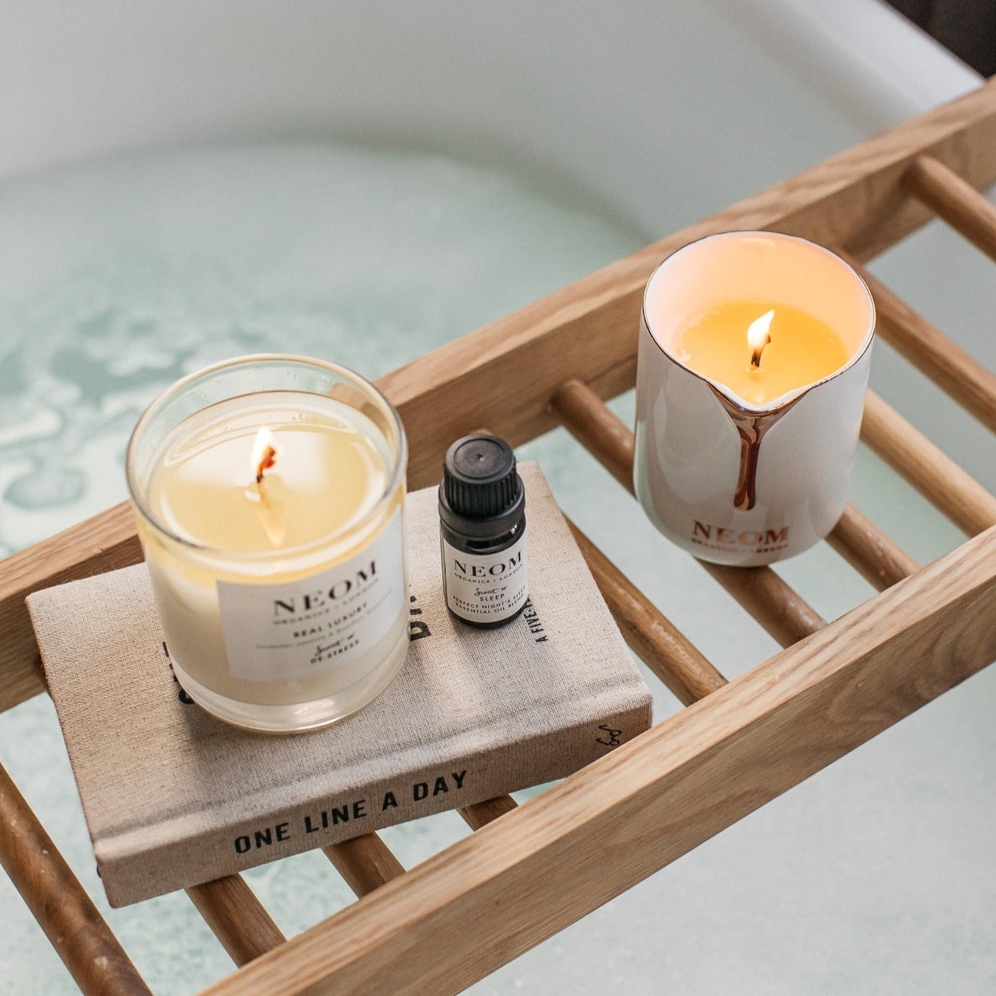 - Neom Organics London | Real Luxury Scented Candle -