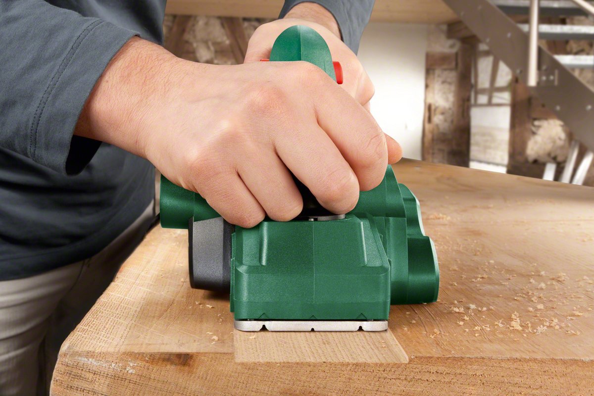 Bosch Home and Garden Electric Planer PHO 1500 (550 W, Planing width 82 mm, Weight 2.4 kg, Cutting depth 0 – 1.5 mm, in carton packaging)
