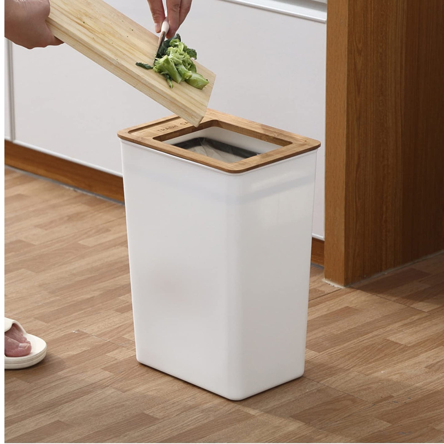 - Dicunoy Plastic Small Trash Can | 9L White Garbage Container -