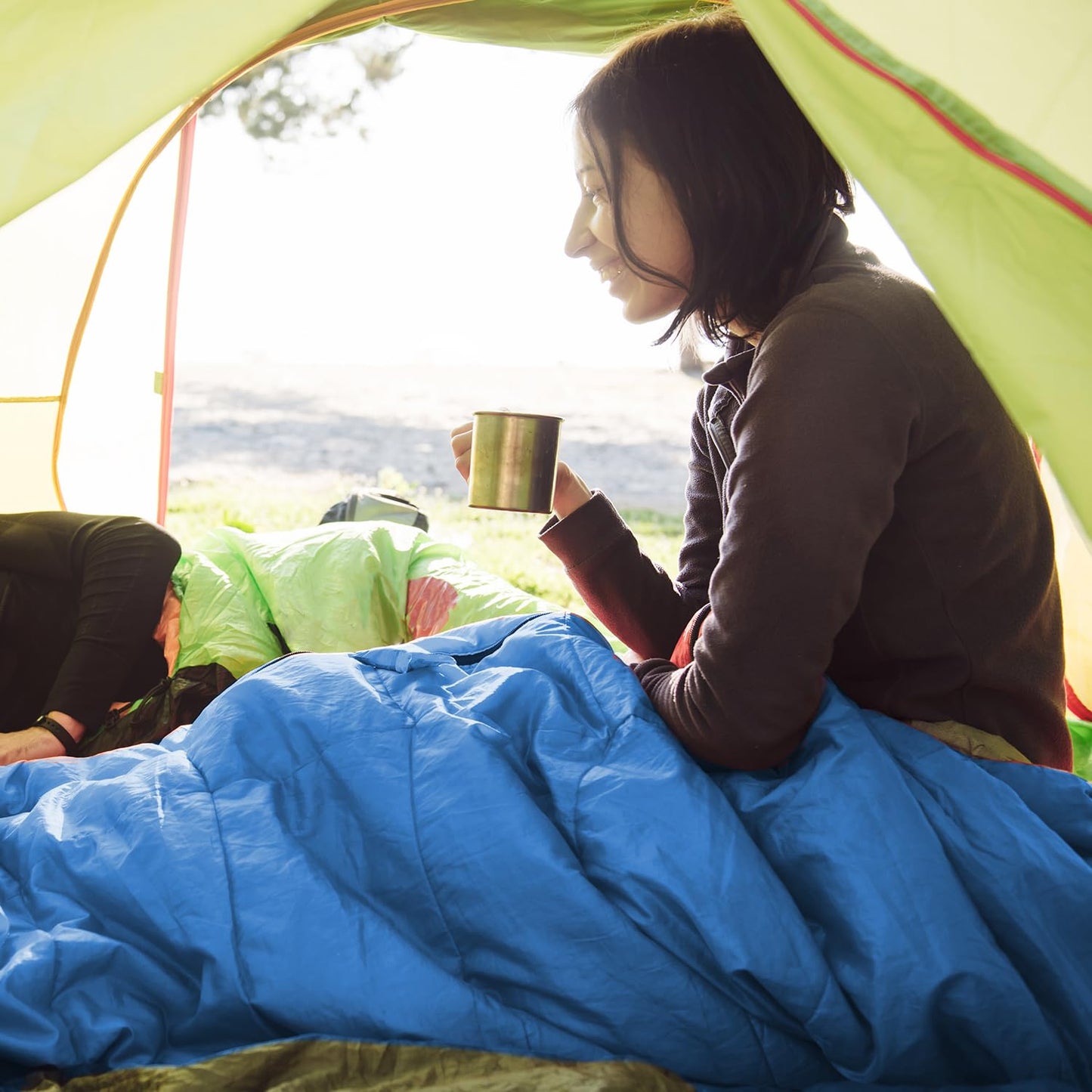 azark Premium Single Sleeping Bag, 350GSM, Lightweight and Waterproof, 4 Seasons of Camping, Hiking and Outdoors, Sleeping bag for Adults & Kids (Black)