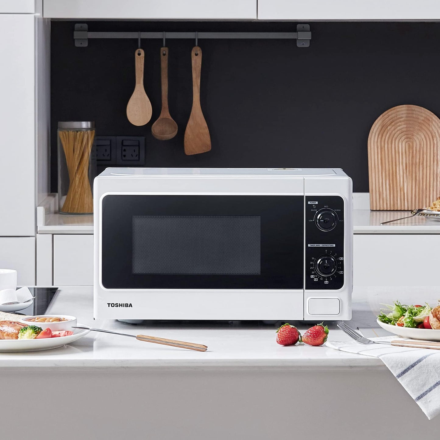 - TOSHIBA 20 Liter 800W | Manual Control Solo Small Microwave | Compact -