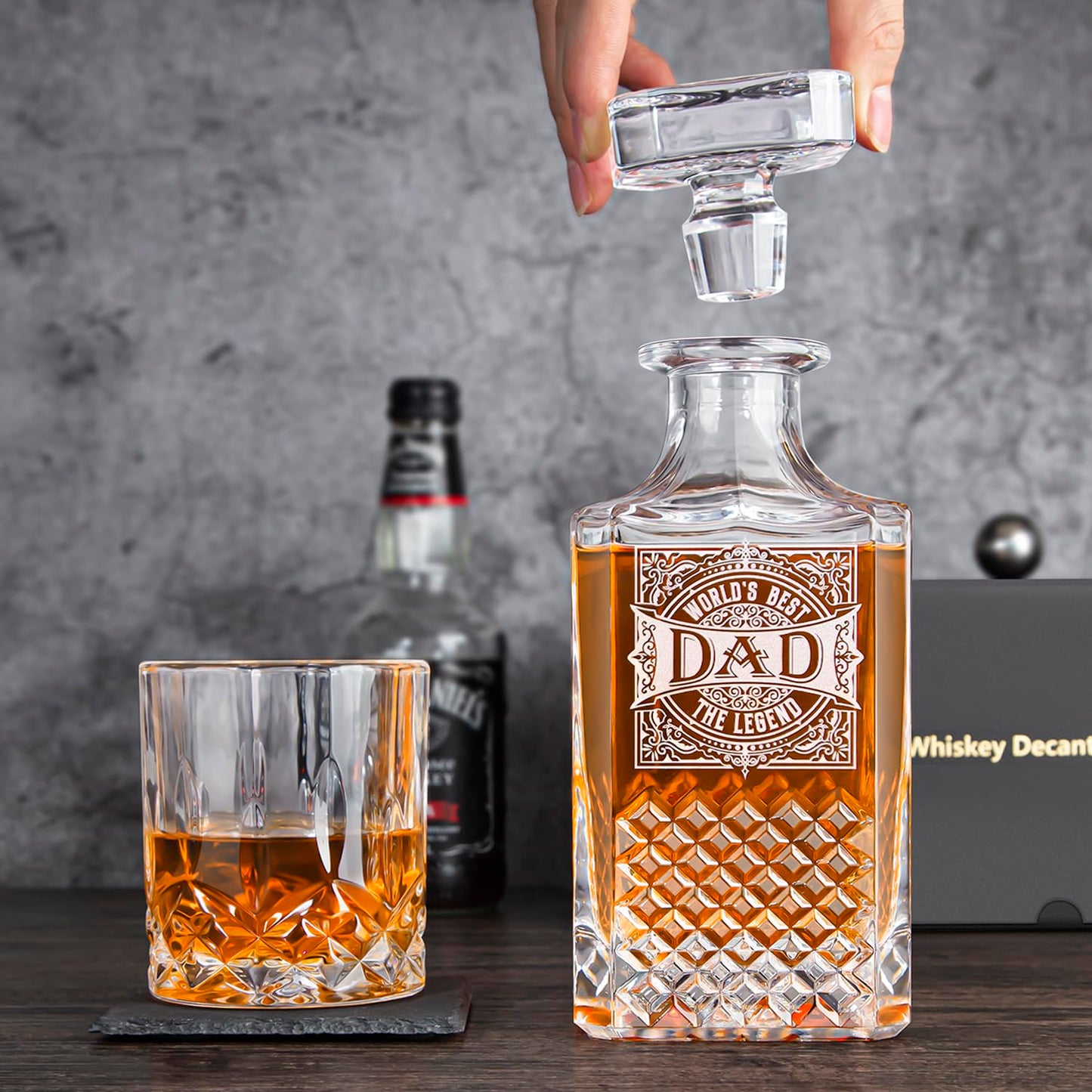 - LIGHTEN LIFE Whiskey Decanter with Glasses Set -