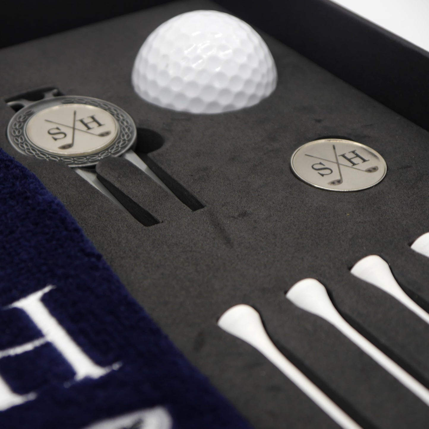 - The T-Shirt Barnicle Personalised Golf Gift Box Set -