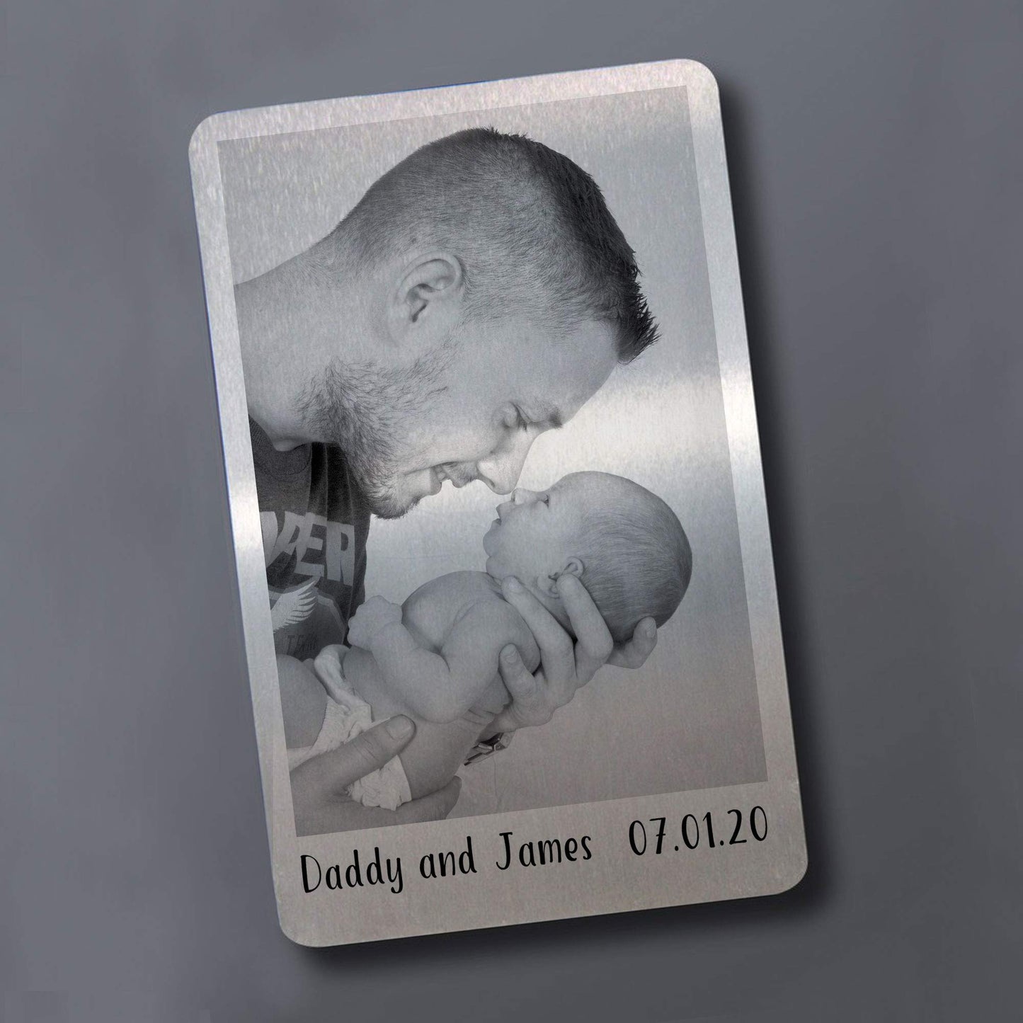 - RED OCEAN Personalised Gift For New Dad | METAL Keepsake Photo Card For Wallet -