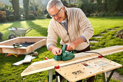 Bosch Home and Garden Electric Planer PHO 1500 (550 W, Planing width 82 mm, Weight 2.4 kg, Cutting depth 0 – 1.5 mm, in carton packaging)