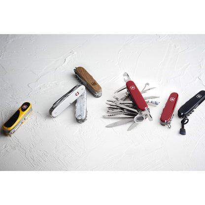 - Victorinox Huntsman Swiss Army Pocket Knife, Medium -