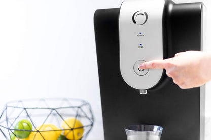 Aqua Optima Lumi Chilled Filtered Water Dispenser – 8.2L Total Capacity & 1 x 30 Day Evolve+ Water Filter Catridge for Reduction Of Microplastics, Chlorine, Limescale & Other Impurities
