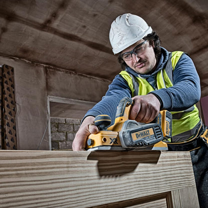 DEWALT DCP580N XR Brushless 18V Li-ion Cordless Planer Body + DWV9390 Dust Bag