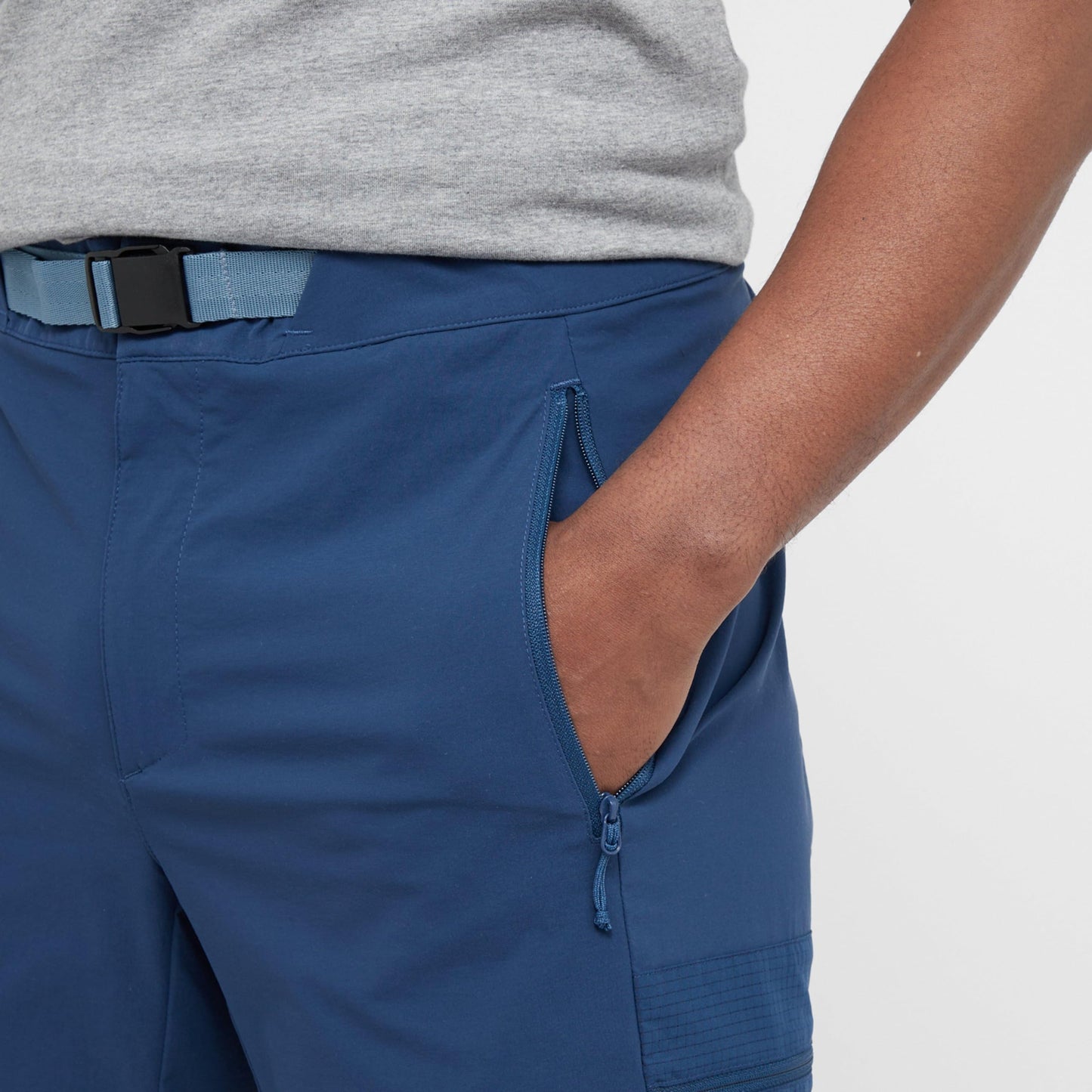 Berghaus Men’s Hike Air Stretch Shorts with Integrated Belt, 4 Zipped Pockets, Lightweight, Water Repellent, Cargo, Casual, Ideal for Walking, Running, Hiking (UK, Waist, 36, Regular, Regular, Blue)
