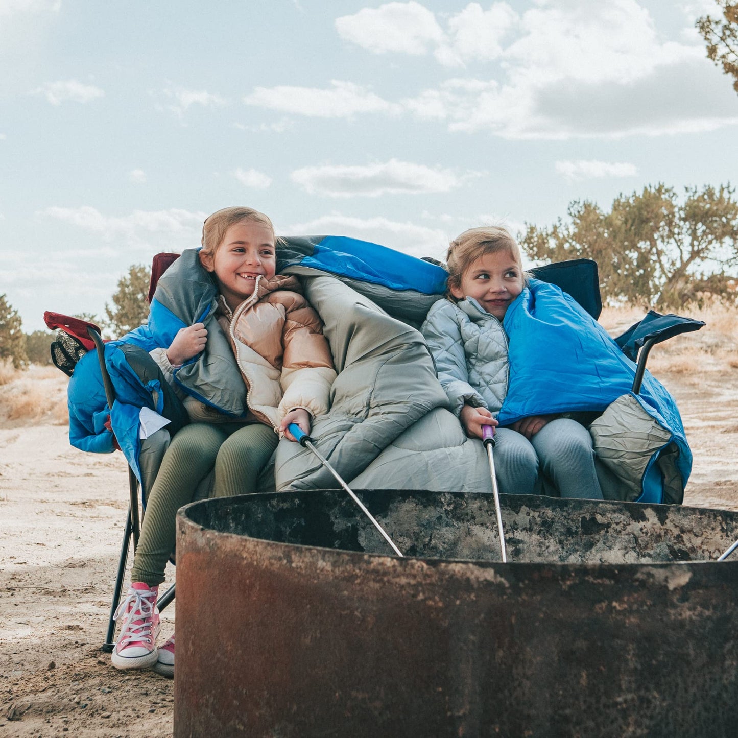 - MalloMe Sleeping Bags for Adults & Kids Sleeping Bag 3-4 Season -