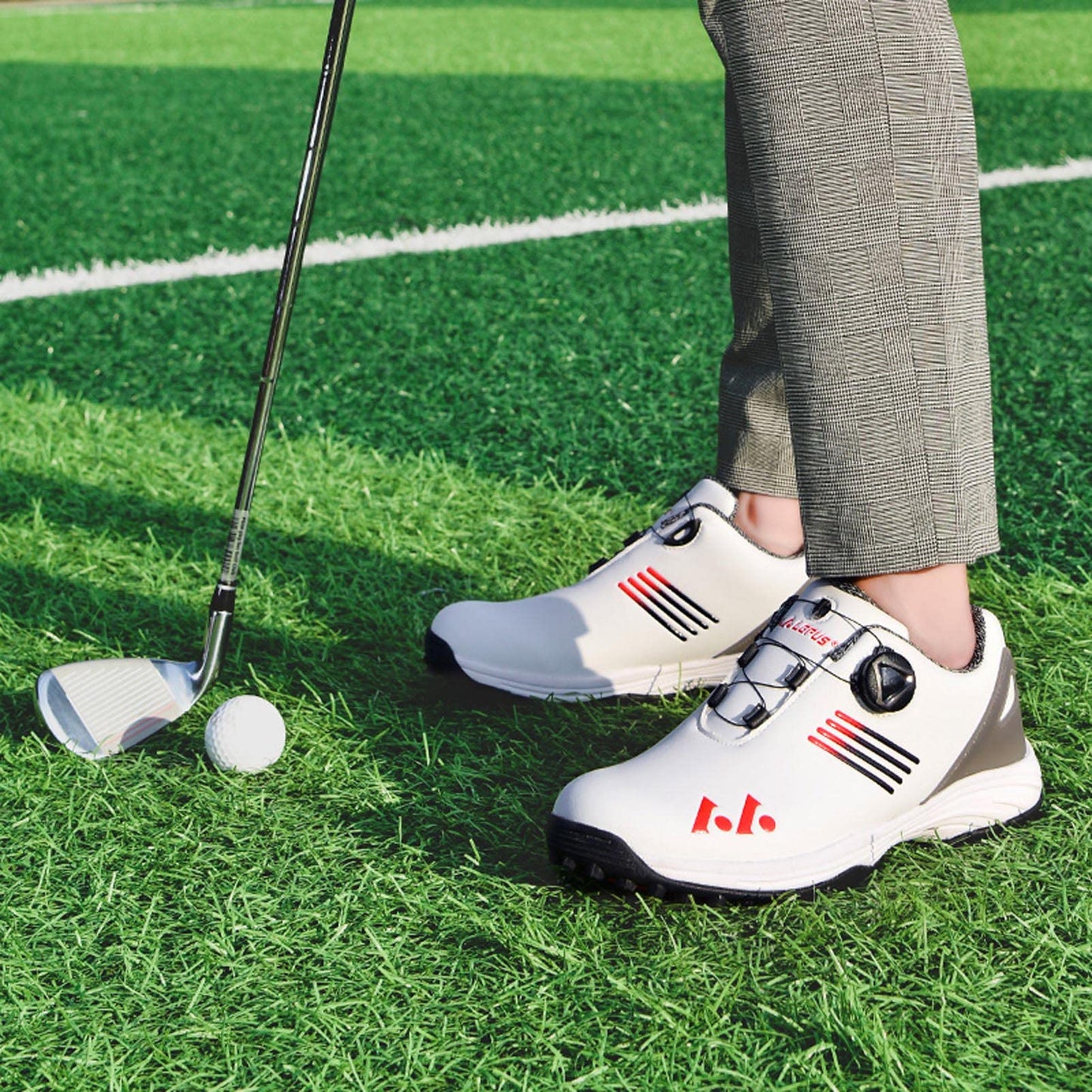 - Men's Waterproof Lightweight Rotary Button Golf Shoes -