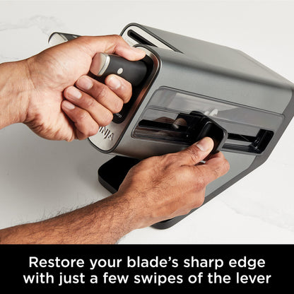- Ninja Foodi StaySharp Knife Block | Integrated Sharpener | 5 Knives and Scissors (1 pair) -
