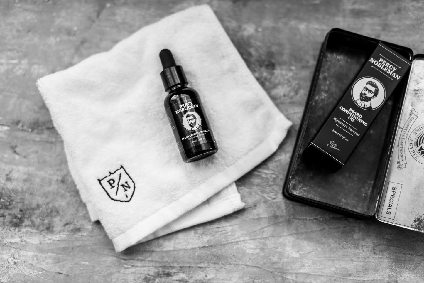 Beard Oil by Percy Nobleman, 99% Beard Conditioning Oil With a Mixture of Quality Ingredients that Softens and Conditions your Facial Hair. (30ml)