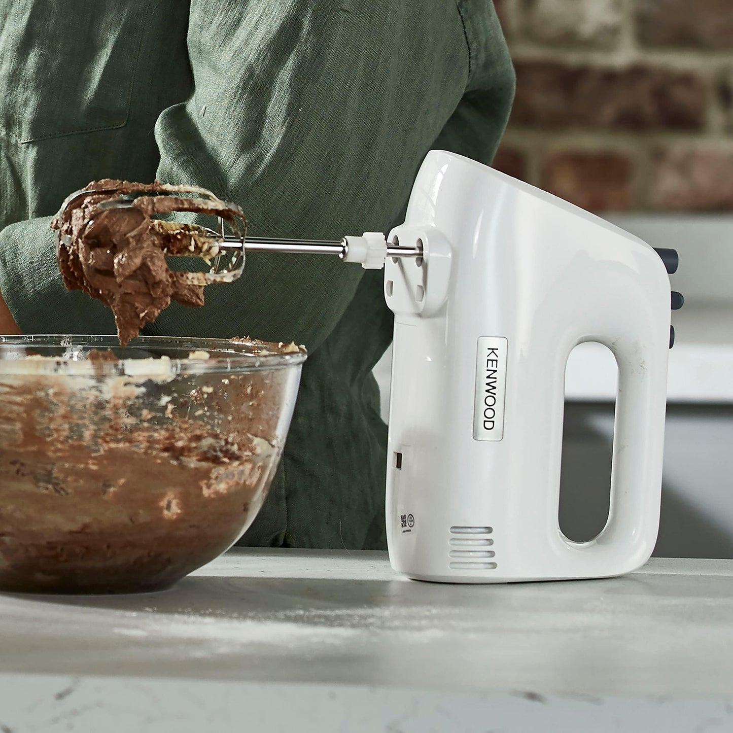 - Kenwood Hand Mixer | Electric Whisk | 5 Speeds | Stainless Steel Kneaders and Beaters | 450 W -