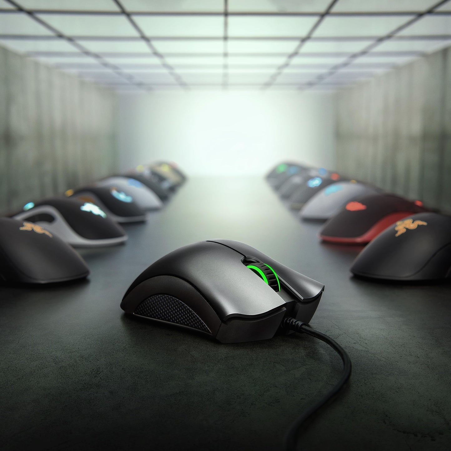- Razer DeathAdder Essential Gaming Mouse | 6400 DPI Optical Sensor | 5 Programmable Buttons | Classic Black -