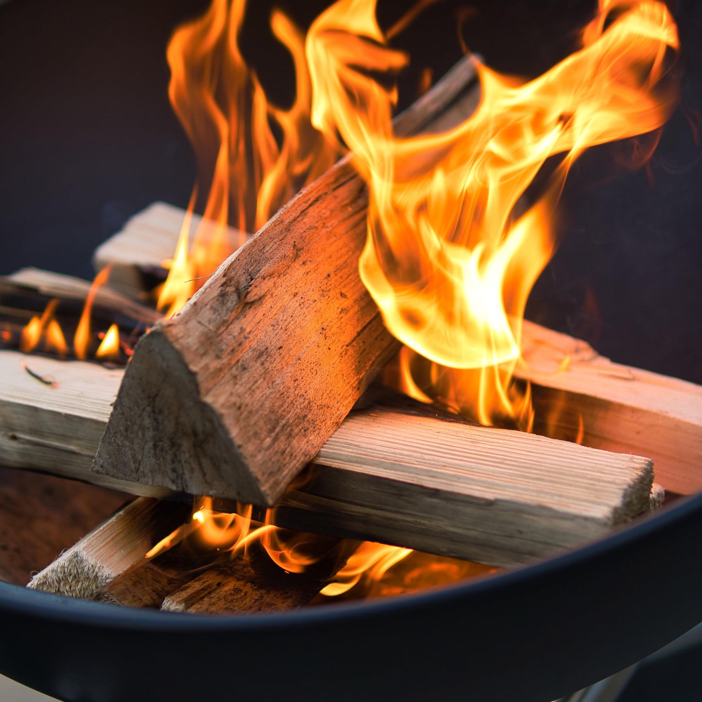 - Geezy Large Cast Iron Garden Fire Pit | Basket Patio Heater | Log Wood Charcoal Burner -