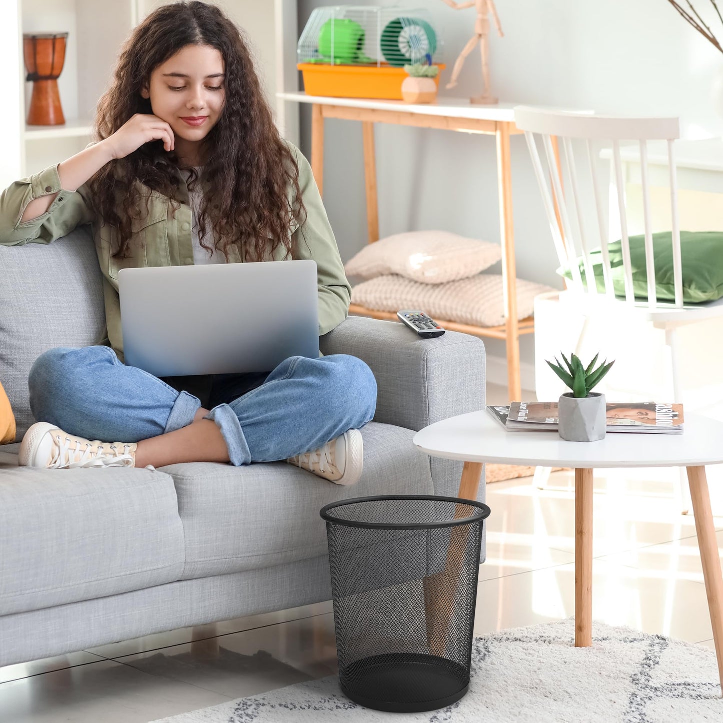 - KEPLIN Round Trash Can | Black Non-slip Mesh Bin | Stylish & Sturdy Metal Waste Paper Bin -