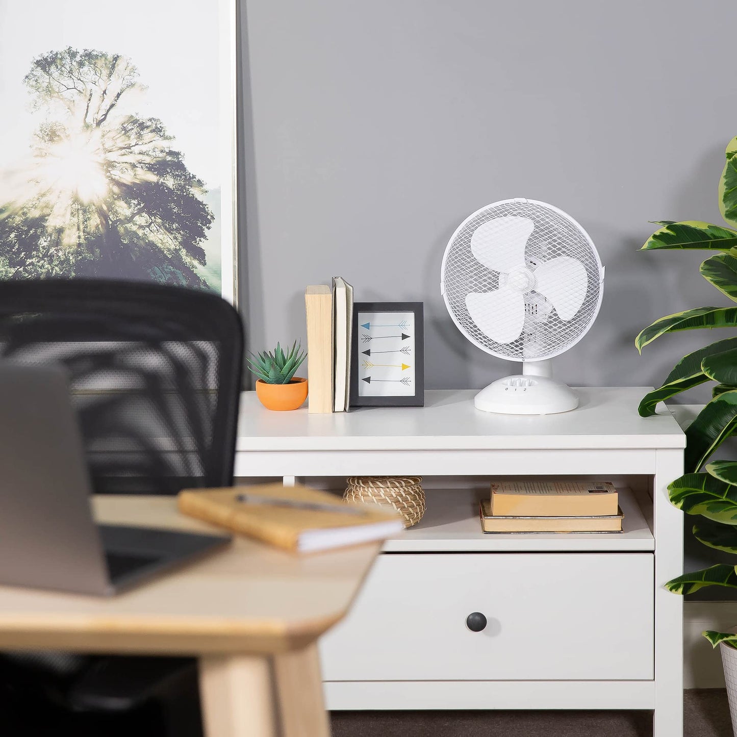 - Russell Hobbs 9" Inch | Portable Desk Fan | 2 Speeds | Wide-Angled Oscillation -