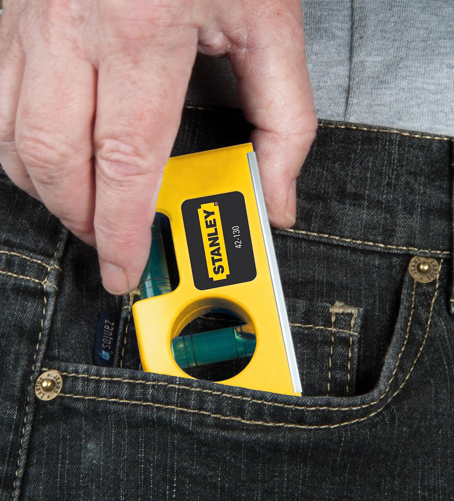 - Stanley Magnetic Horizontal/ Vertical Pocket Level -