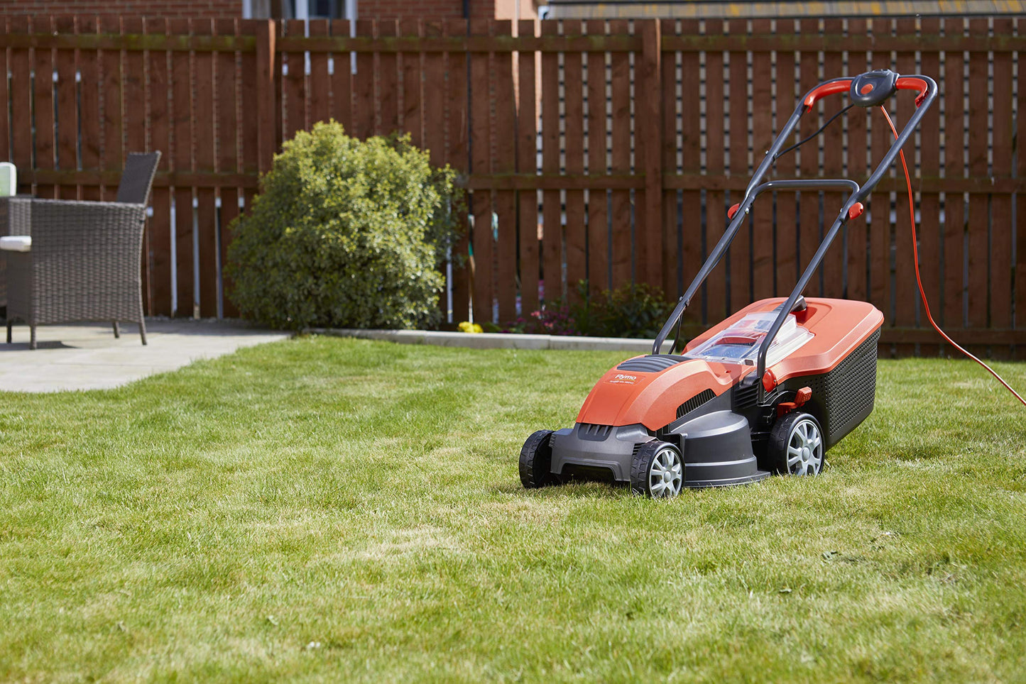 - Flymo Speedi-Mo 360VC Electric Rotary Lawn Mower | 1500W | 36cm Cutting Width | 40 L Grass Box | 967663301 -