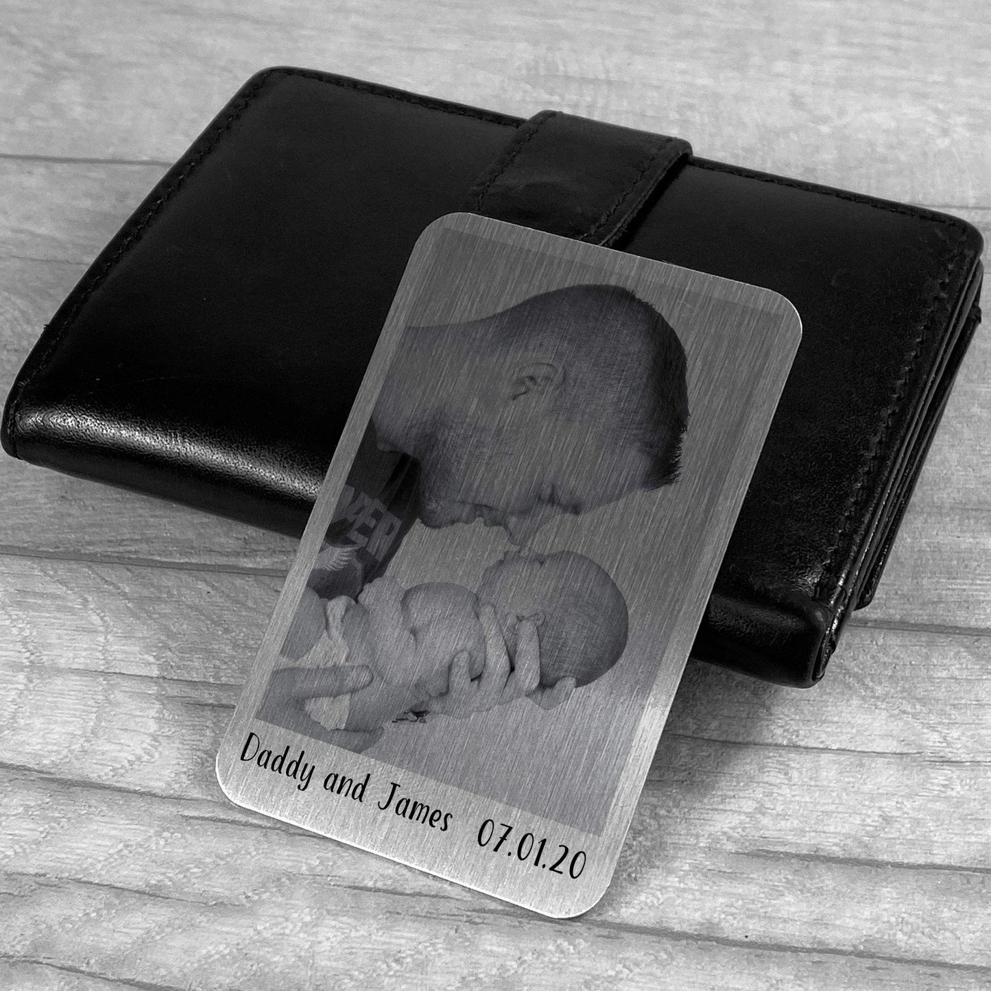 - RED OCEAN Personalised Gift For New Dad | METAL Keepsake Photo Card For Wallet -
