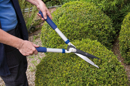 - Spear & Jackson 8170RS/11 | Razorsharp Geared Hedge Shears | Silver/Blue -