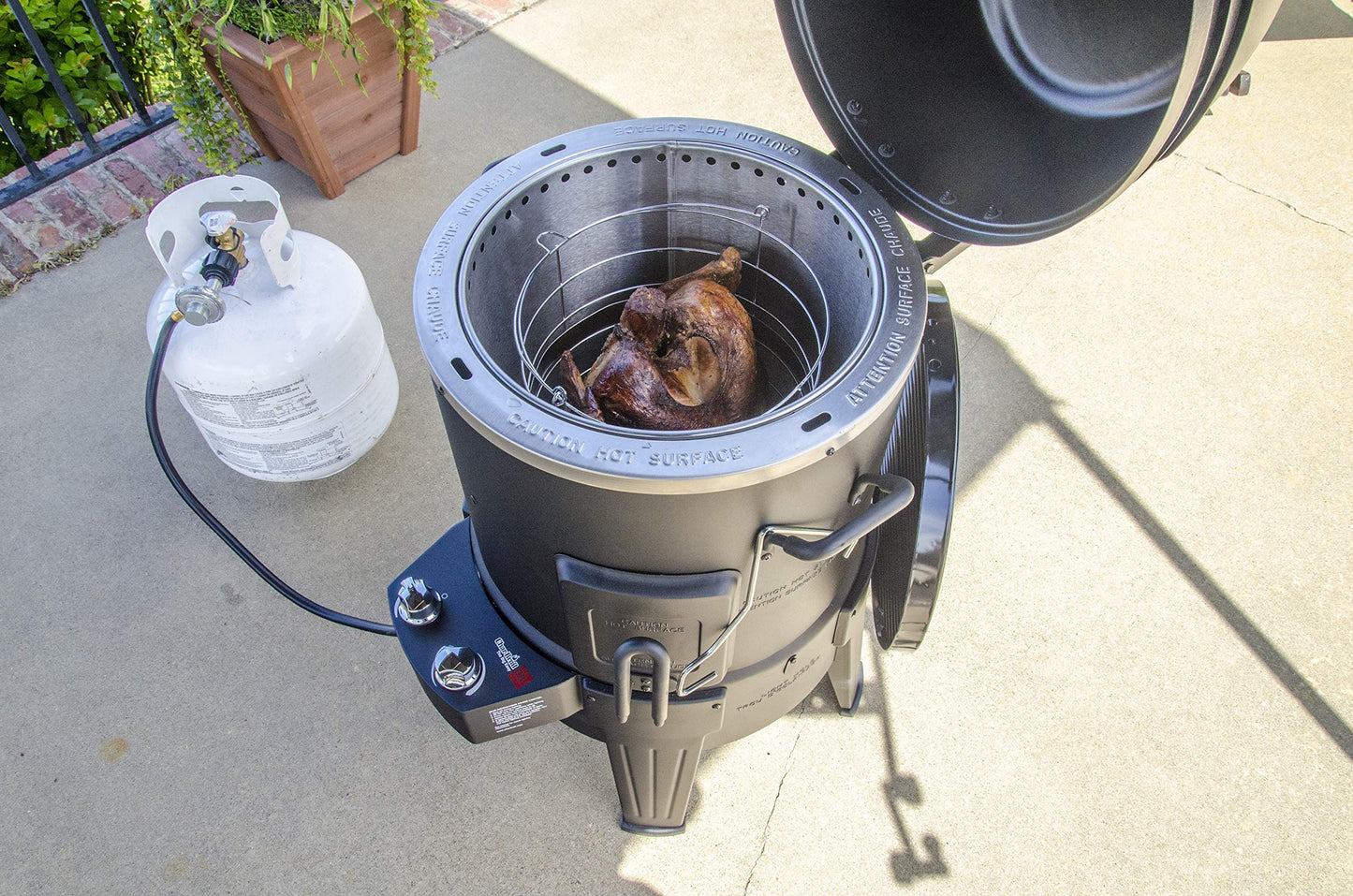 Char-Broil The Big Easy® - Smoker, Roaster and Grill with TRU-Infrared™ technology, Black Finish.