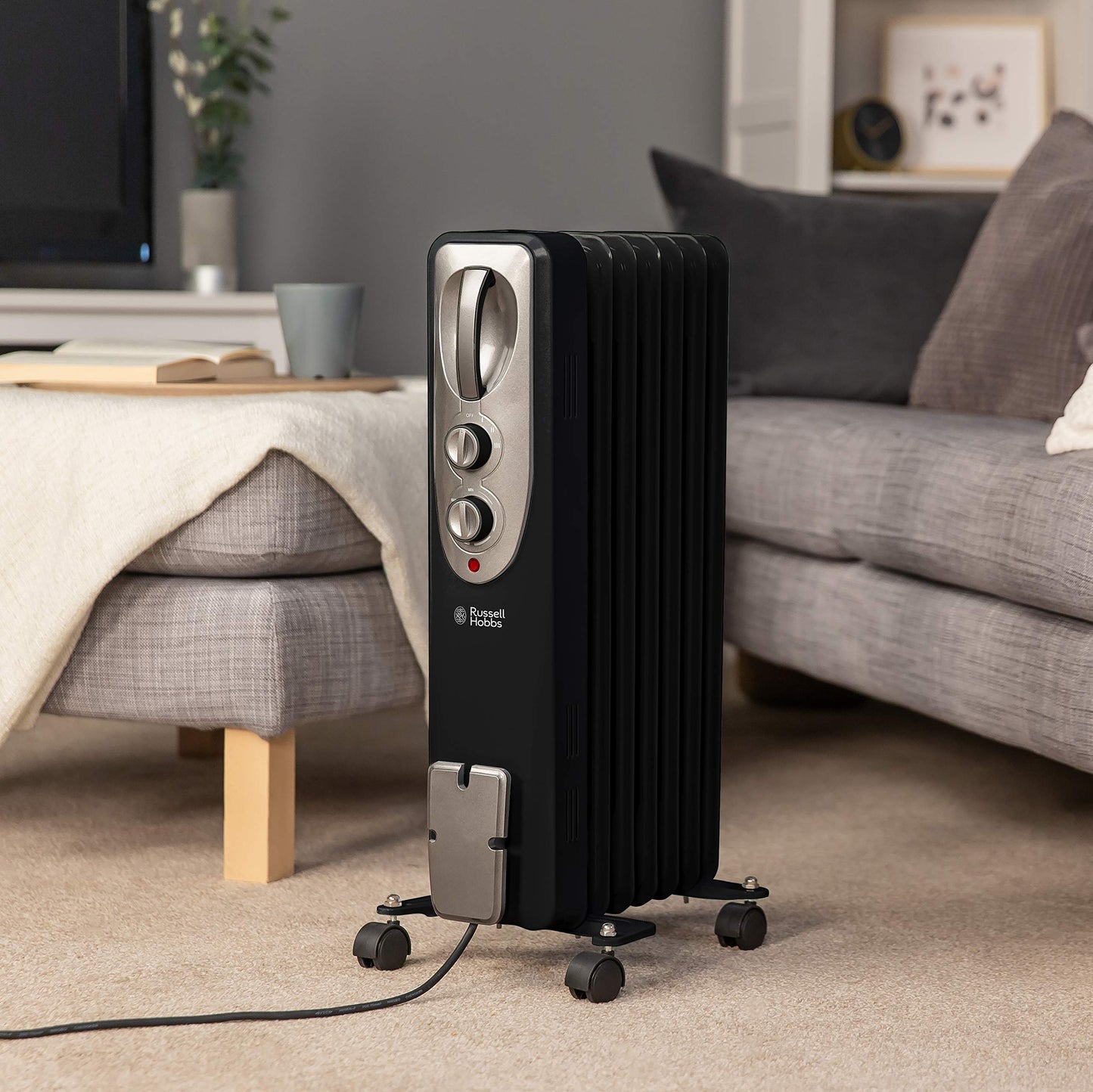 - Russell Hobbs 1500W/1.5KW Oil Filled Radiator | 7 Fin Portable Electric Heater -