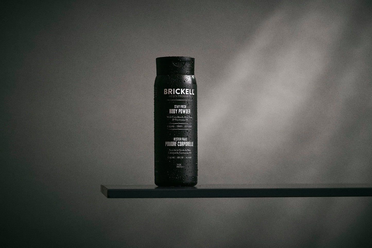 Brickell Men's Products Stay Fresh Body Powder for Men, Natural and Organic Talc-Free, Absorbs Sweat, Keeps Skin Dry (Unscented, 5 oz)