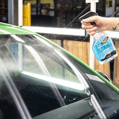 - Meguiar's G8216EU Perfect Clarity Glass Cleaner | 473ml -
